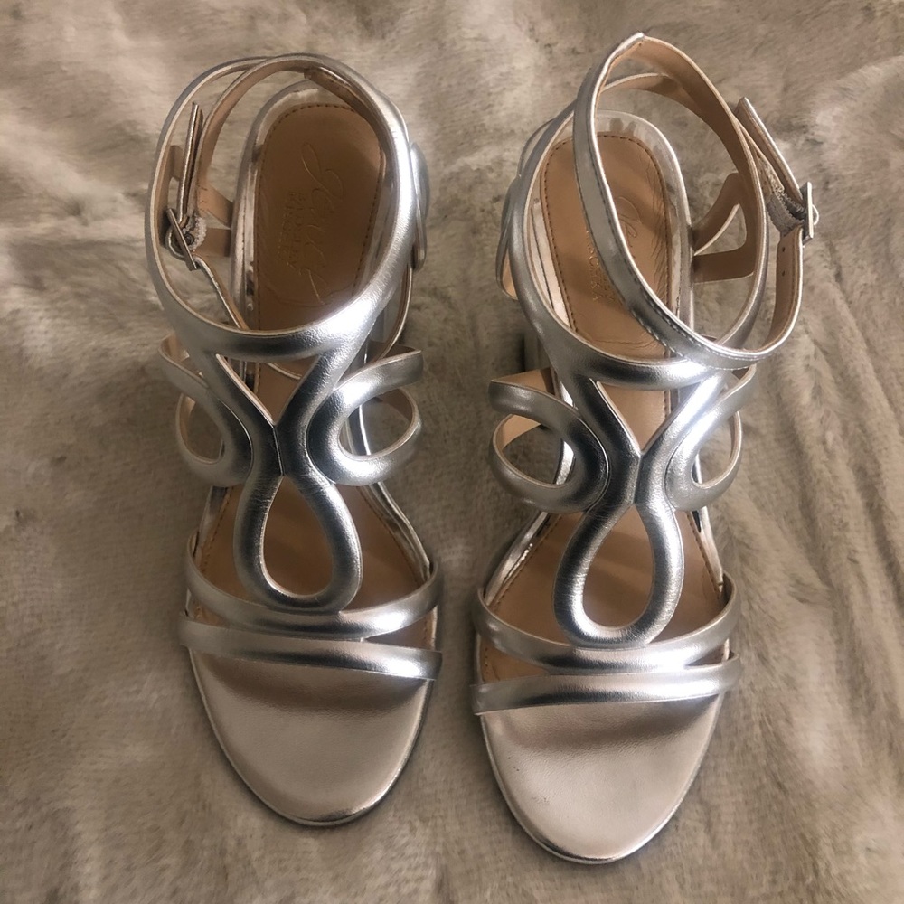 Shari heeled sandal